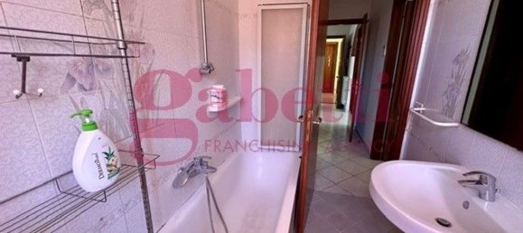 5 rooms Apartment in Collesalvetti, Italy No. 67572 12