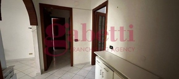 5 rooms Apartment in Collesalvetti, Italy No. 67572 30