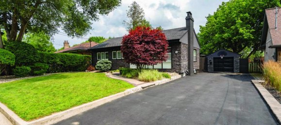 4 Schlafzimmer Haus in Mississauga, Canada, Nr. 676 2