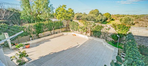 8غرفة فيلا في Bari, Italy رقم 22217 24