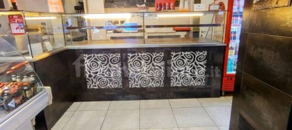 Propiedad comercial de 1 habitación en Rome, Italy No. 210944 6