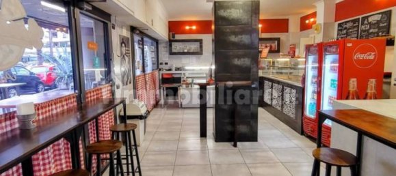 Propiedad comercial de 1 habitación en Rome, Italy No. 210944 7