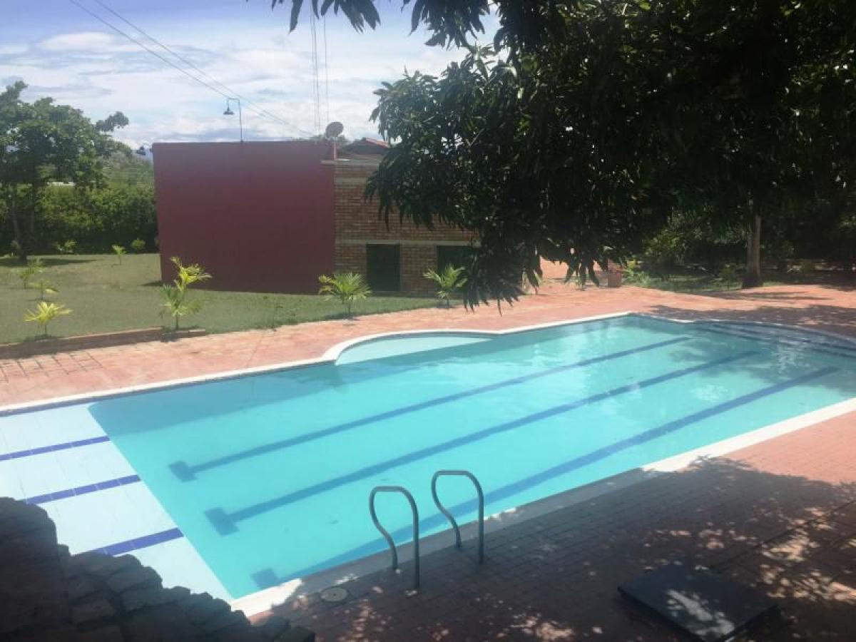 3 bedrooms House in Tolima, Colombia No. 4498