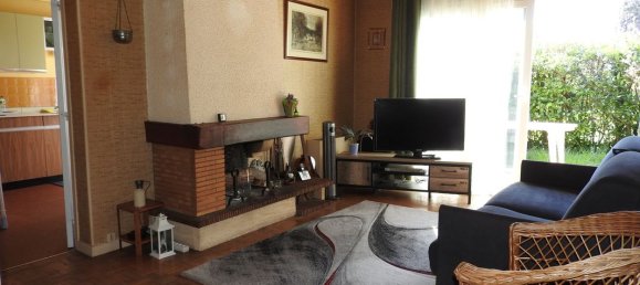 3 bedrooms House in Lesigny, France No. 172596 5