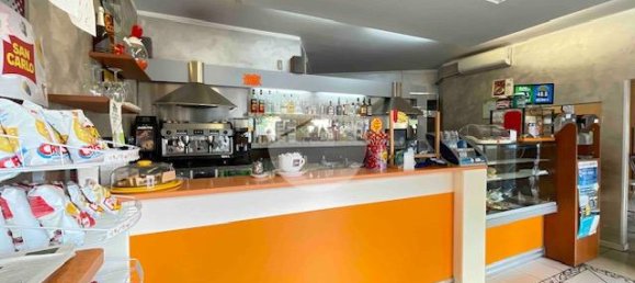 Коммерческая недвижимость с 3 комнатами в Брессо, Италия № 73130 41