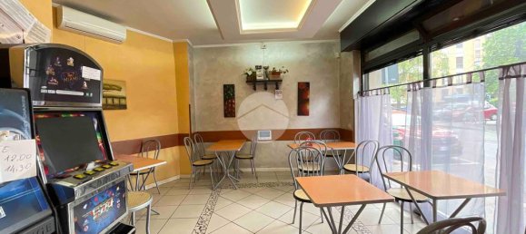 Коммерческая недвижимость с 3 комнатами в Брессо, Италия № 73130 32