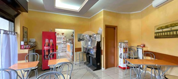 Коммерческая недвижимость с 3 комнатами в Брессо, Италия № 73130 25