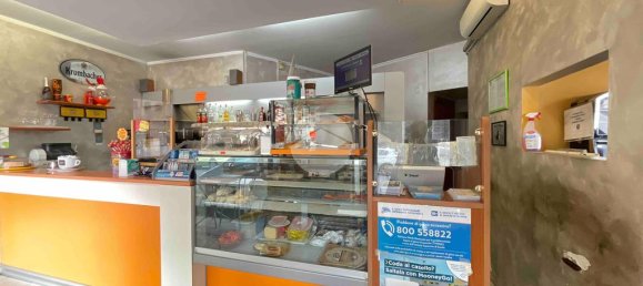 Коммерческая недвижимость с 3 комнатами в Брессо, Италия № 73130 18