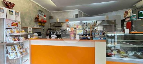 Коммерческая недвижимость с 3 комнатами в Брессо, Италия № 73130 19