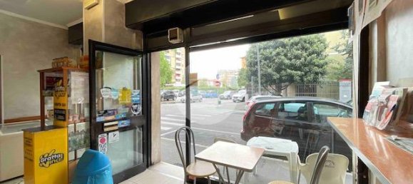 Коммерческая недвижимость с 3 комнатами в Брессо, Италия № 73130 38