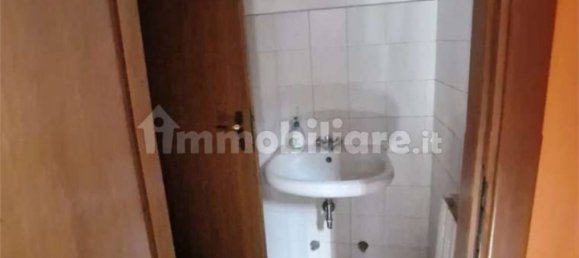 Almacén de 2 habitaciónes en Senna Comasco, Italy No. 374303 10