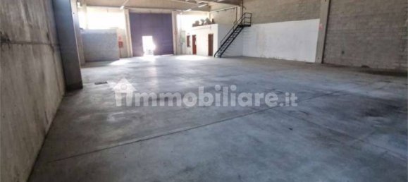 Almacén de 2 habitaciónes en Senna Comasco, Italy No. 374303 4