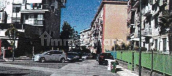 Apartamento T2 em Naples, Italy N.º 335534 10