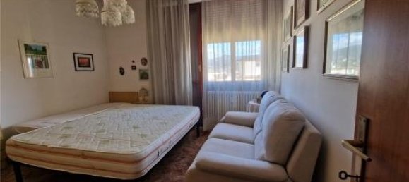 5 rooms Apartment in Florence, Italy No. 32367 10