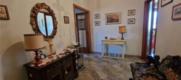 5 rooms Apartment in Florence, Italy No. 32367 22