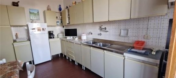 5 rooms Apartment in Florence, Italy No. 32367 16