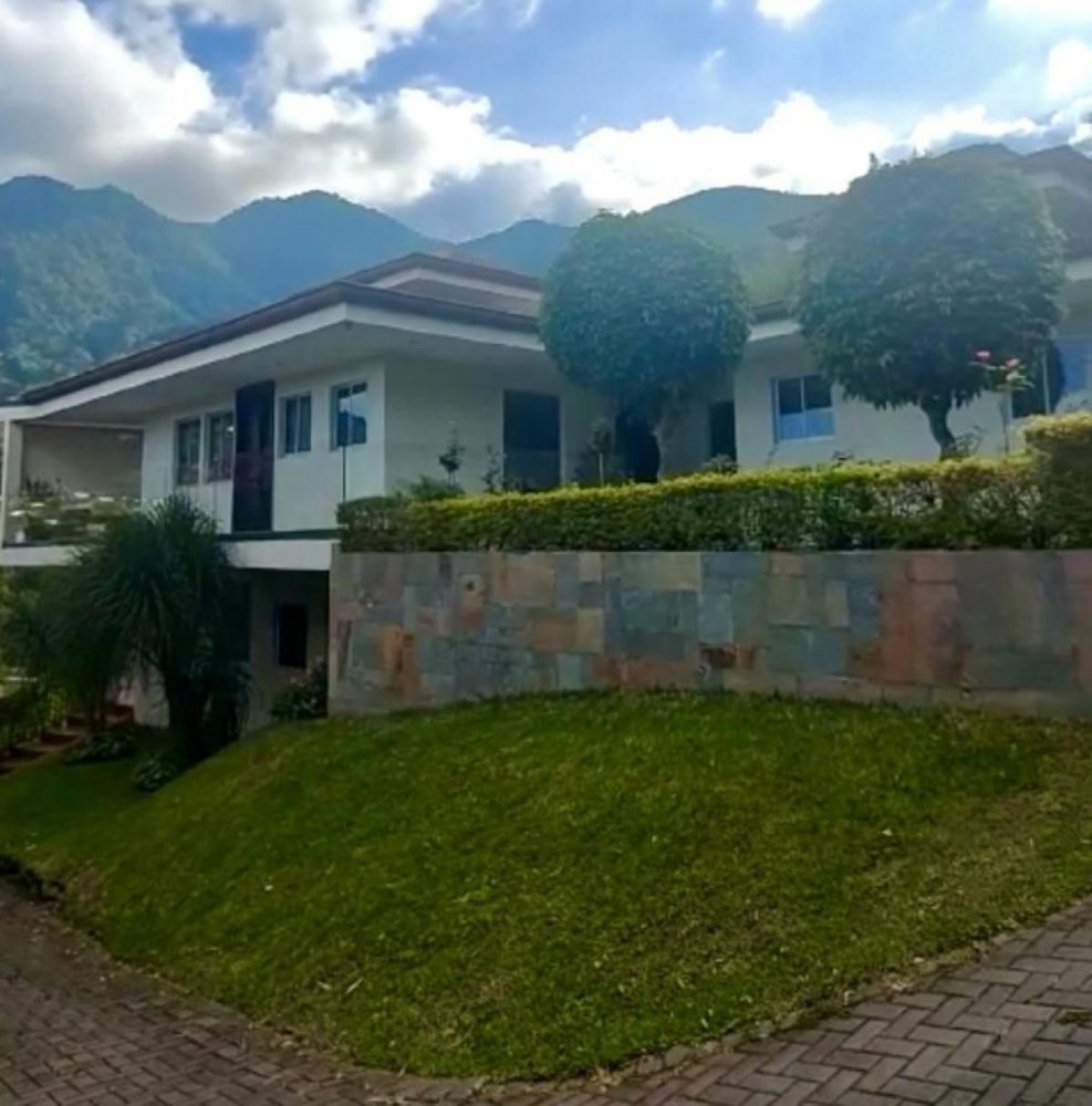 3 bedrooms House in Santa Ana, Costa Rica No. 1234