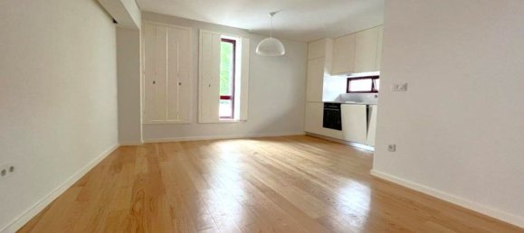 1 bedroom Duplex in Porto, Portugal No. 135796 14