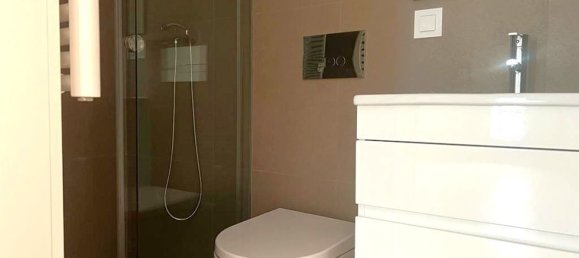 1 bedroom Duplex in Porto, Portugal No. 135796 2