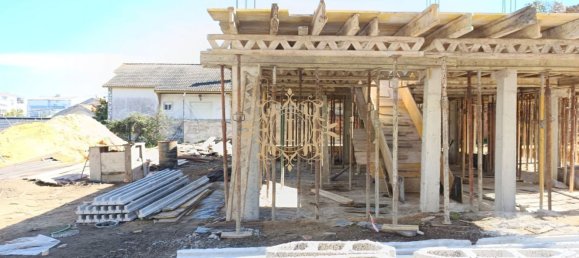 4 bedrooms House in Almada, Portugal No. 10978 11