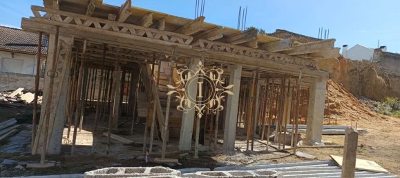 4 bedrooms House in Almada, Portugal No. 10978 10