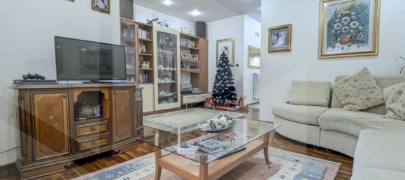 6 rooms House in Vasto, Italy No. 20402 3