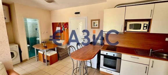 2 Schlafzimmer Wohnung in Sveti Vlas, Bulgaria, Nr. 588 5