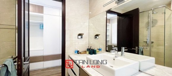 3 bedrooms Villa in Long Bien, Vietnam No. 525 10