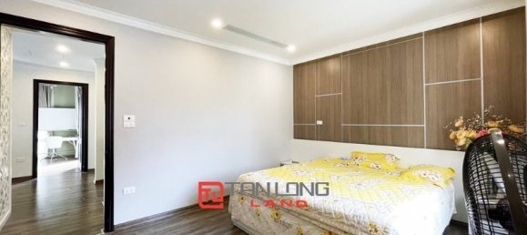 3 bedrooms Villa in Long Bien, Vietnam No. 525 13