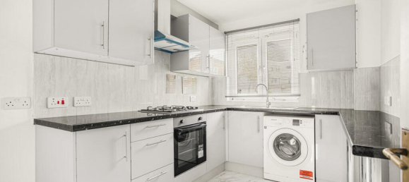 1 bedroom Apartment in Whitton, United Kingdom No. 8523 2