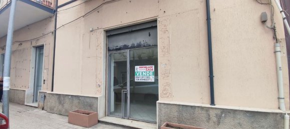 Коммерческая недвижимость 72м² в Капо д’Орландо, Италия № 103098 2