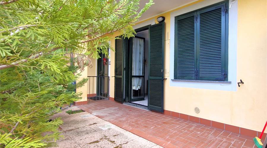 Apartamento de 1 dormitorio en Castelletto sopra Ticino, Italy No. 288752