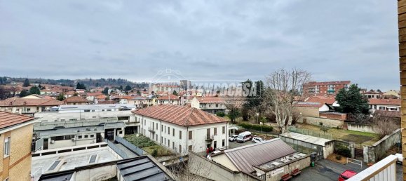 2 bedrooms Apartment in Rivoli, Italy No. 50779 2