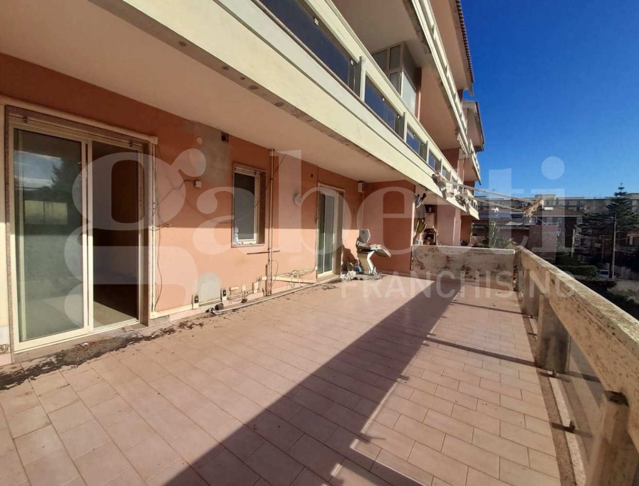 Apartamento T2 em Syracuse, Italy N.º 242420
