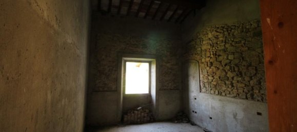 Casa de 4 habitaciónes en Terranuova Bracciolini, Italy No. 230522 10