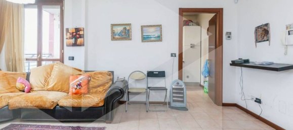 2 rooms Apartment in Milan, Italy No. 241624 6