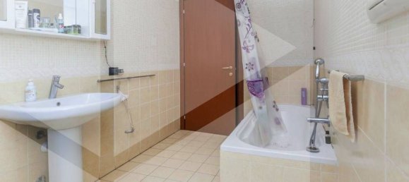 2 rooms Apartment in Milan, Italy No. 241624 20