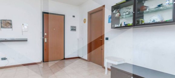 2 rooms Apartment in Milan, Italy No. 241624 8