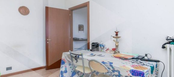 2 rooms Apartment in Milan, Italy No. 241624 10