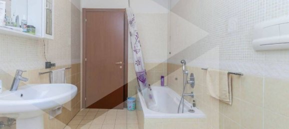 2 rooms Apartment in Milan, Italy No. 241624 22