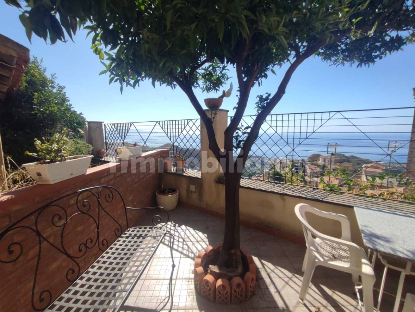 Apartamento T2 em Savoca, Italy N.º 269577