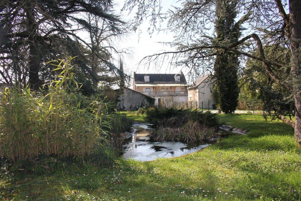 Casa T7 em L'Ile-Bouchard, France N.º 51158