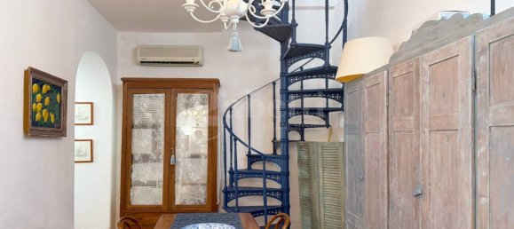 2 Schlafzimmer Villa in Forio, Italy, Nr. 307902 11