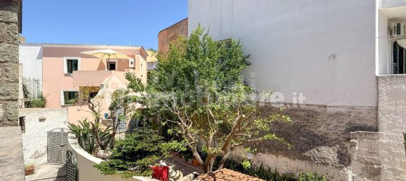 2 Schlafzimmer Villa in Forio, Italy, Nr. 307902 26