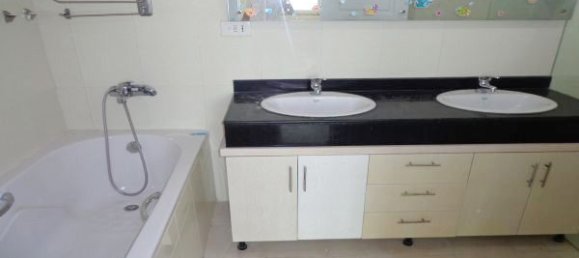 3 Schlafzimmer Wohnung in Tay Ho, Vietnam, Nr. 3897 9