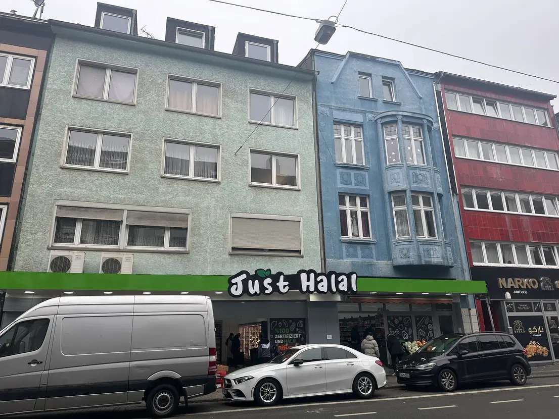 Gebäude in Oberhausen, Germany 1046m², Nr. 220884