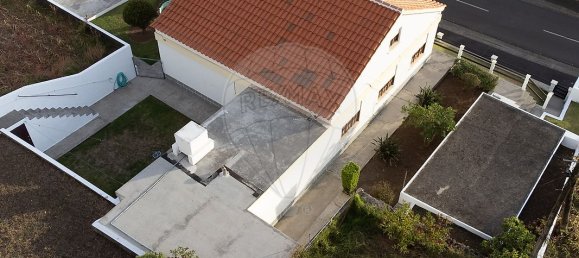 3 bedrooms House in Angra do Heroismo, Portugal No. 21573 36