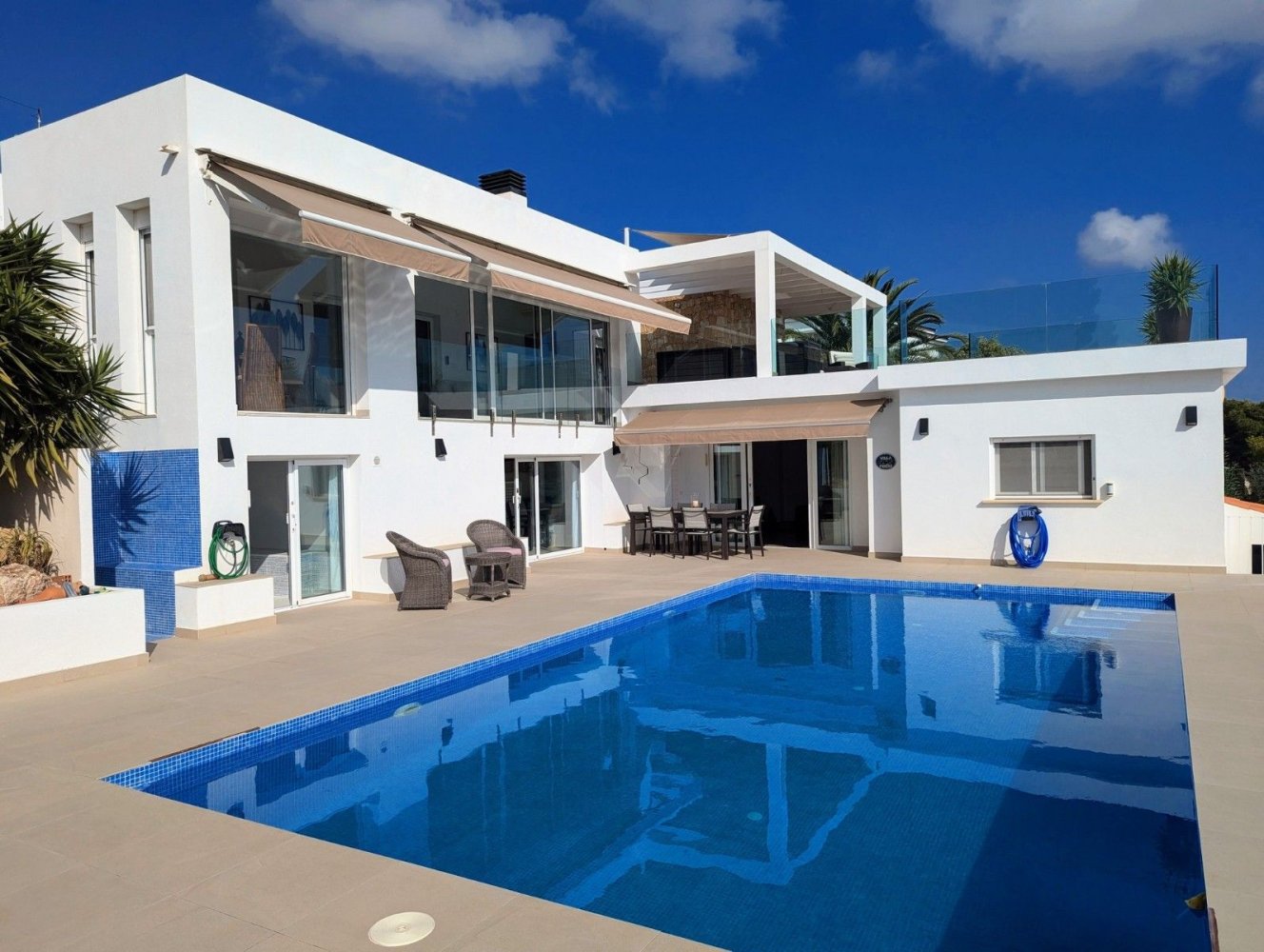 5 bedrooms Villa in Moraira, Spain No. 260358