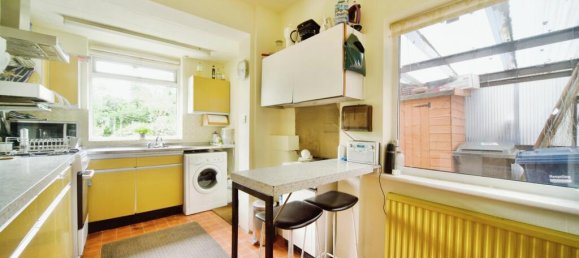 3 bedrooms House in London, United Kingdom No. 11632 13