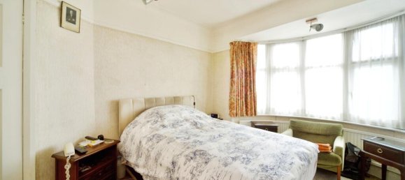 3 bedrooms House in London, United Kingdom No. 11632 8